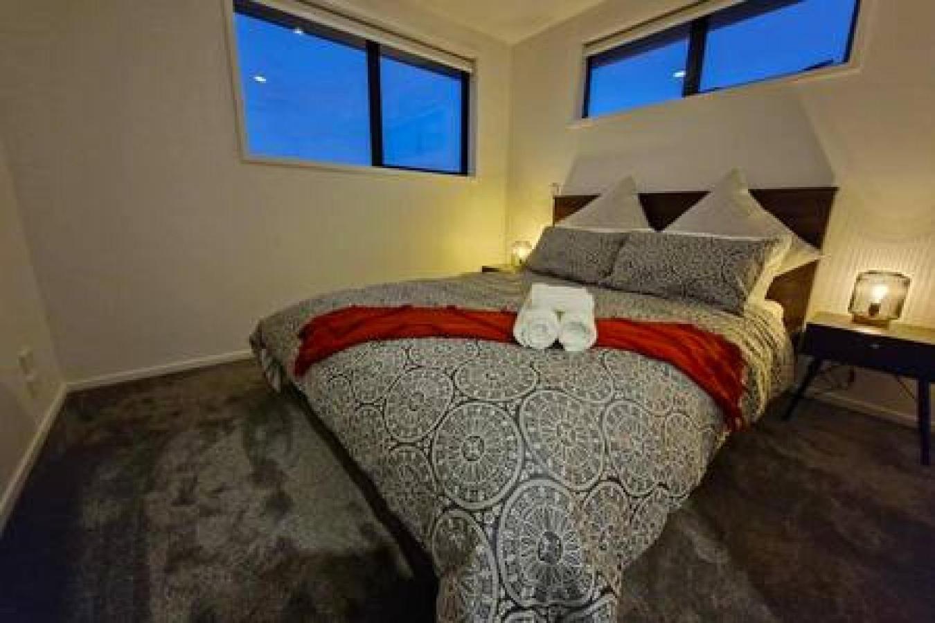 Lovely Brand New Home 26 Крайстчерч Екстер'єр фото
